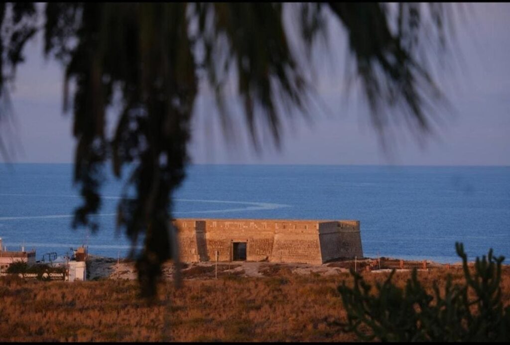 establecimiento mar y montaña almeria