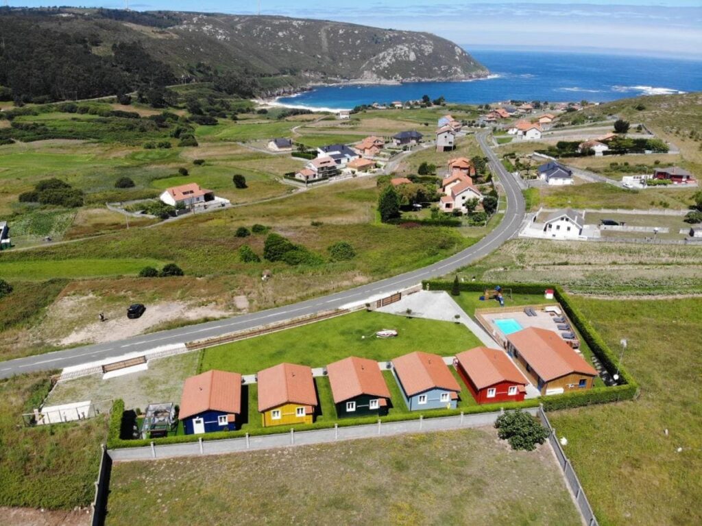 cabañas de vendaval cerca de la playa